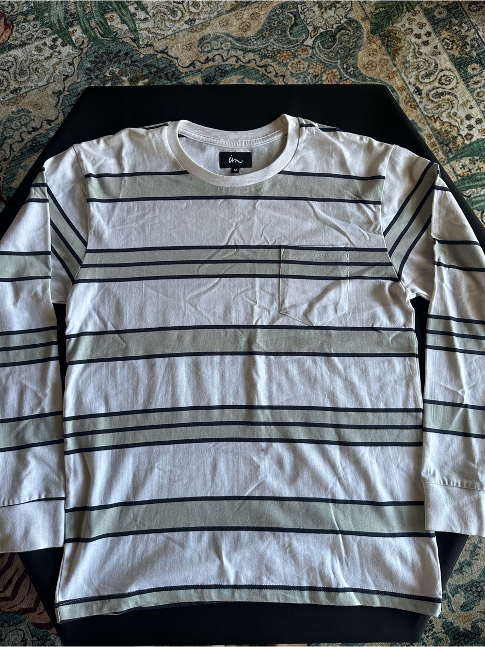 GAP Men's White and Blue Striped Long Sleeve Tee